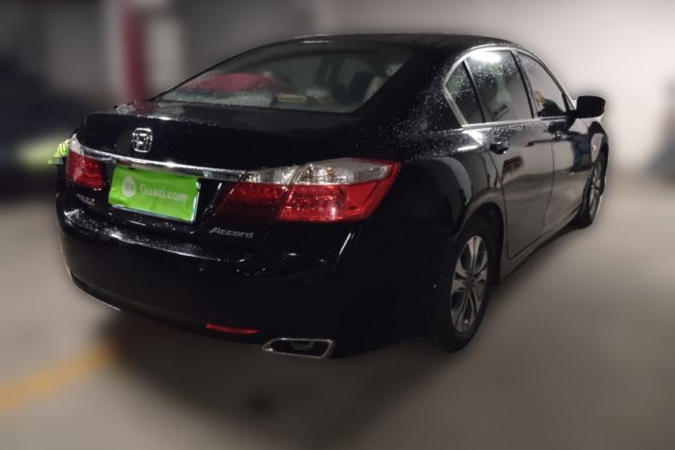 Used Honda Accord 2014 2.0L LX Comfort Edition Rear Right 45 Deg