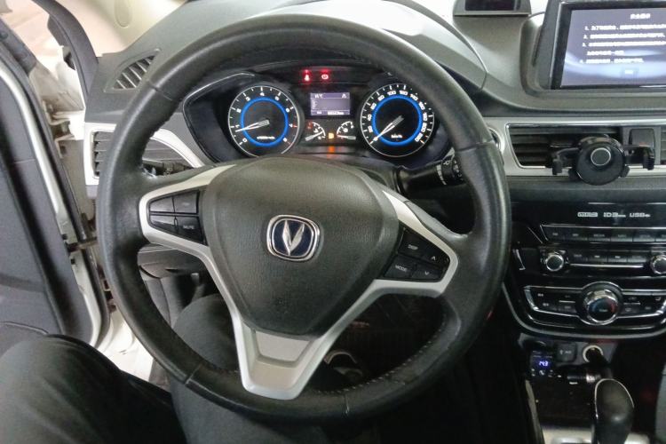 Used CHANGAN Alsvin V7 2015 1.6L Automatic Fun Model China IV Standard
