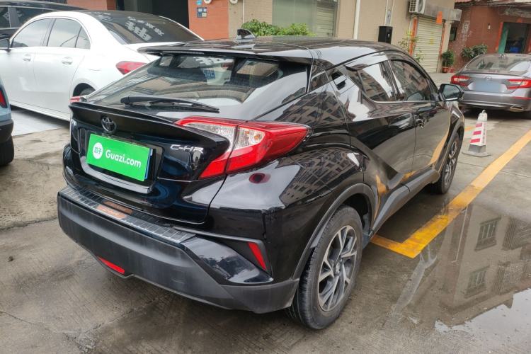 Used Toyota C-HR 2020 2.0L Leading Edition
