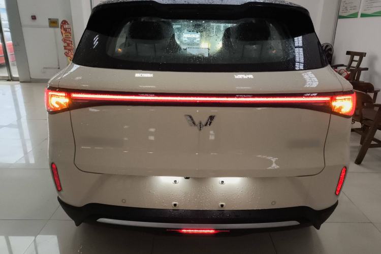 Used Wuling Bingo S 2025 Model 325km Deluxe Edition