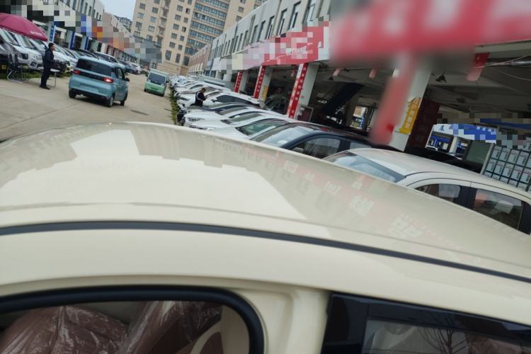 Used Wuling Bingo 2025 333 km Enjoyment Version Roof