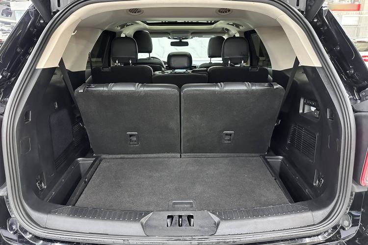 Used Ford Explorer 2020 EcoBoost 285 4x4 Titanium Edition 7-Seater