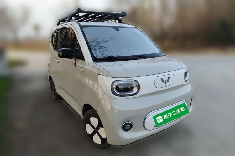 Used Wuling Hongguang MINIEV 2024 3rd Generation 215km Advanced Version Front Right 45 Deg
