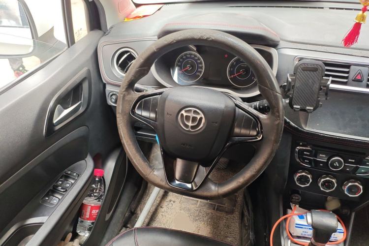 Used Brilliance V3 2016 1.5L Automatic Comfort Model Steering Wheel