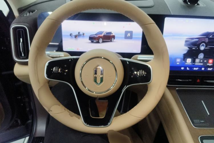 Used Hima AITO M9 2025 Extended-Range Ultra Version 52 kWh 6-Seater
