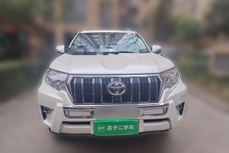 Used Toyota Prado 2017 2.7L Automatic 2700 Gasoline 4x4 7-Seater – Middle East Version
