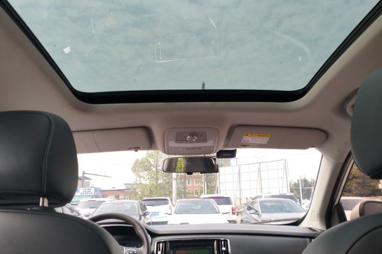 Used Roewe RX5 2018 20T Two-Wheel Drive Automatic Flagship Edition