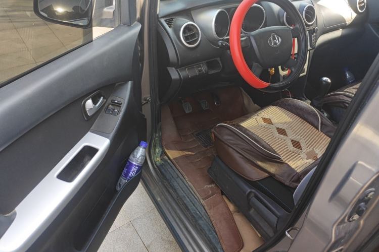 Used CHANGAN KAICHENG Ounuo S 2014 1.5L Base Version
