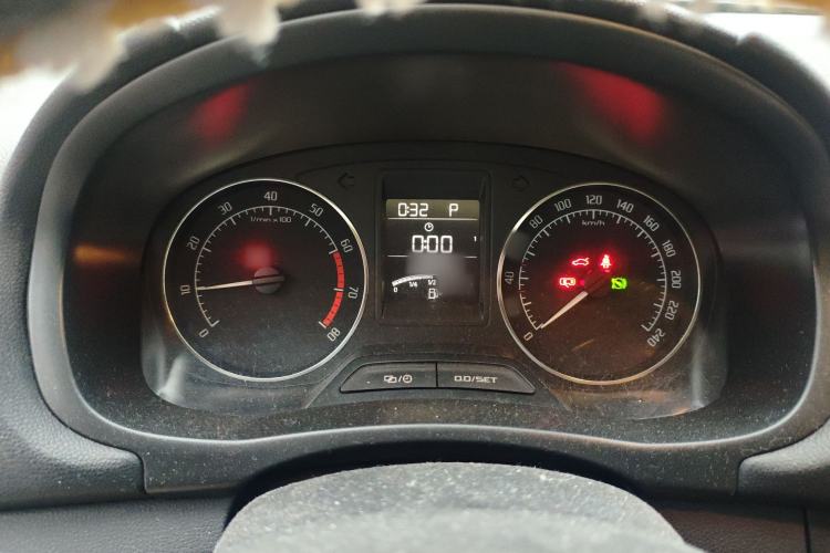 Used Skoda Fabia 2014 1.6L Automatic Sport Edition
