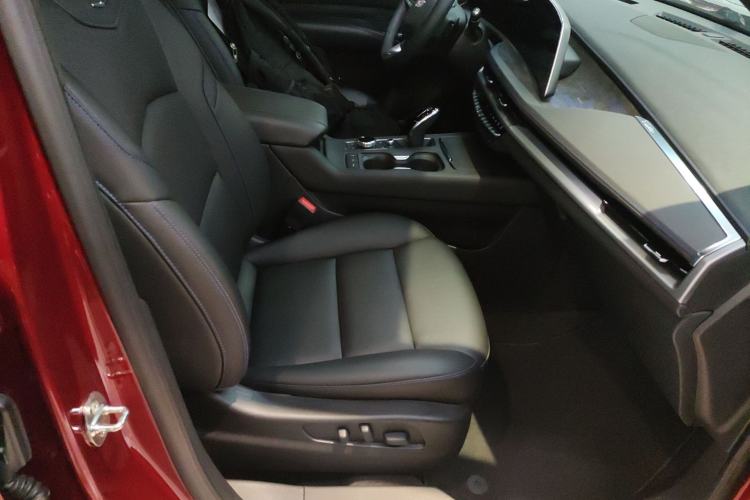 Used Cadillac XT4 2024 28T Four-Wheel Drive Luxury Version