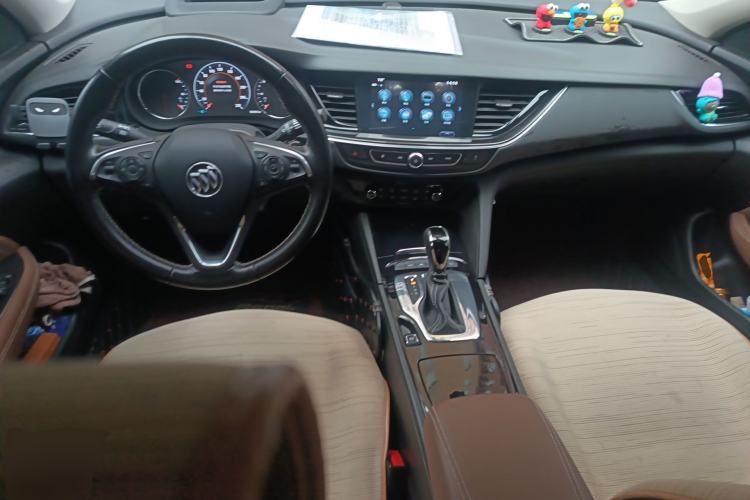 Used Buick Regal 2017 20T Prestige Model
