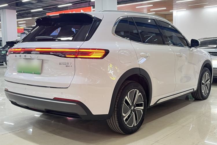 Used Geely Galaxy Galaxy Xingjian 7 EM-i 2025 120km Exploration+ Version