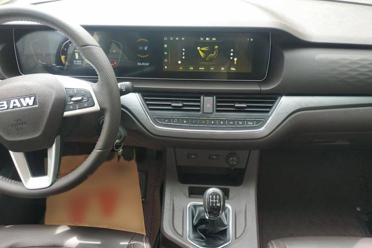 Used BAW Ruisheng Ace M7 2023 2.0L Long-wheelbase Business Version 7 Seats
