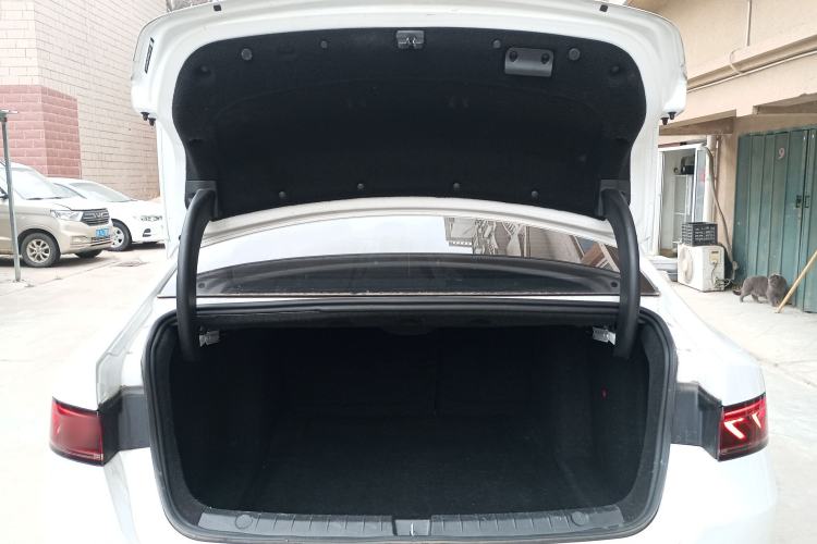 Used BYD Qin PLUS 2021 EV 500KM Luxury Model