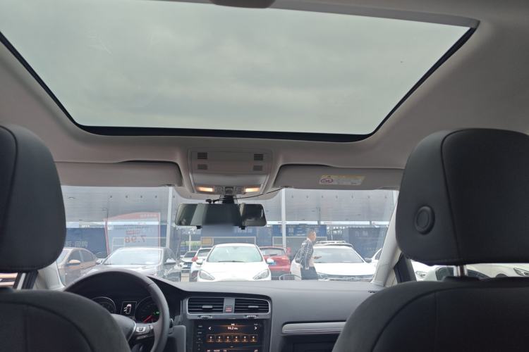 Used Volkswagen Golf 2020 Zhiai Edition 280TSI DSG Comfort Model
