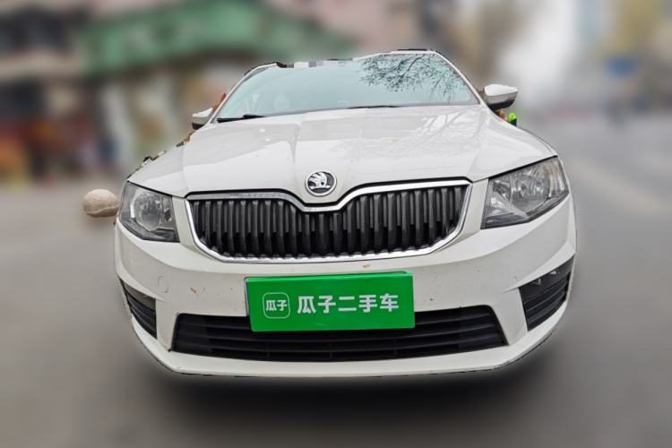 Used Skoda Octavia 2017 1.6L Manual Front-Wheel-Drive Version