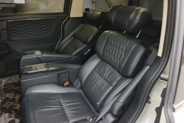 Used Honda Elysion 2022 2.0L eHEV Luxury Edition Left Rear Seat