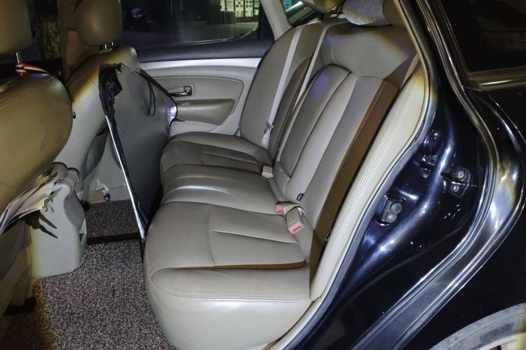 Used Dongfeng Aeolus A60 2012 1.6L Automatic Prestige Model