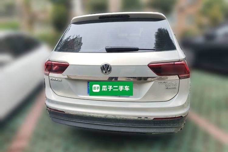 Used Volkswagen Tiguan L 2017 380TSI Automatic All-Wheel-Drive Flagship Edition Rear