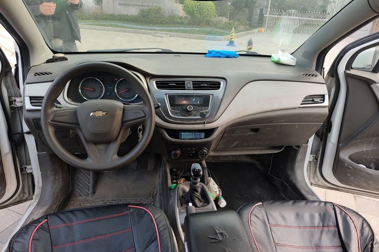 Used Chevrolet Lova RV 2016 1.5L Manual Comfort Edition
