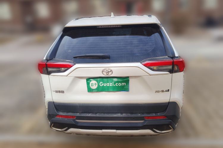 Used Toyota RAV4 2021 2.0L CVT Two-Wheel Drive Fashion PLUS Edition
