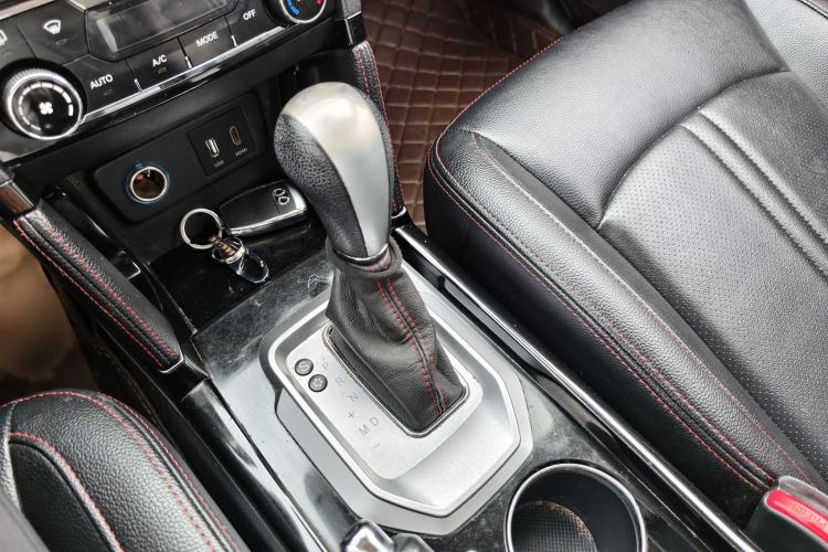 Used BAIC Senova X55 2016 1.5T CVT Elite Edition Interior 3