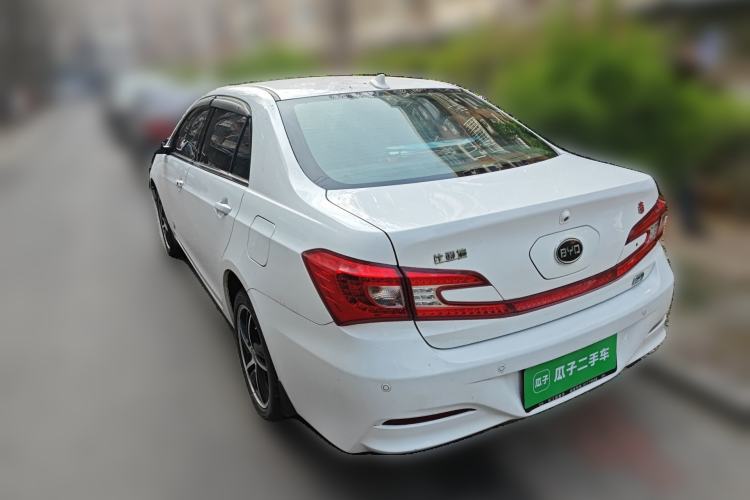 Used BYD Qin New Energy 2014 1.5T Flagship Model Rear Left 45 Deg