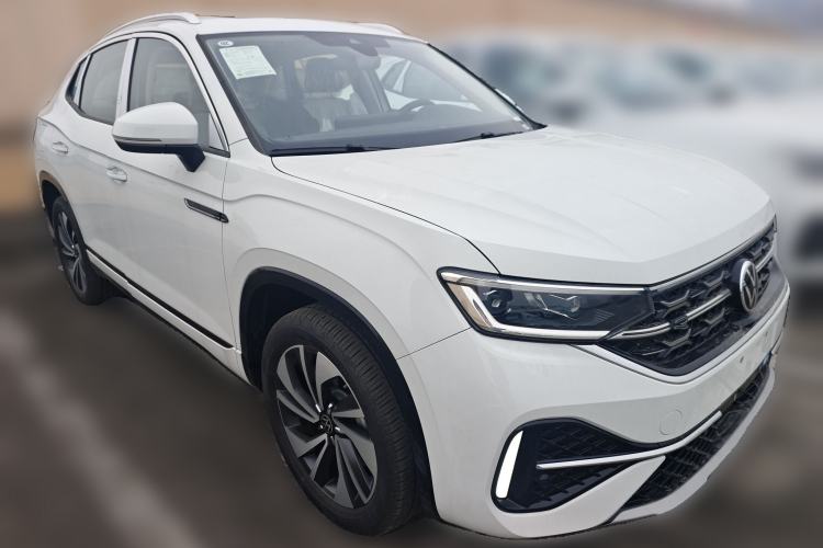 Used Volkswagen Tayron X 2024 330TSI Two-Wheel-Drive Prestige High-Energy Edition Front Right 45 Deg