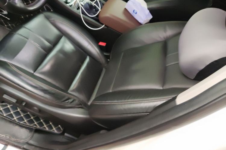 Used GAC Trumpchi GS8 2017 320T Two-Wheel Drive Luxury Smart Connectivity Version (7 Seats)
