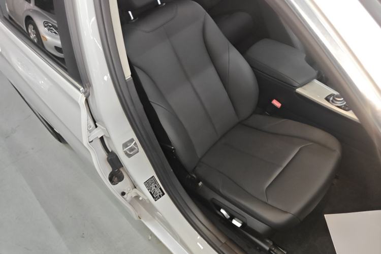 Used BMW 3 Series 2016 320Li Fashion Model
