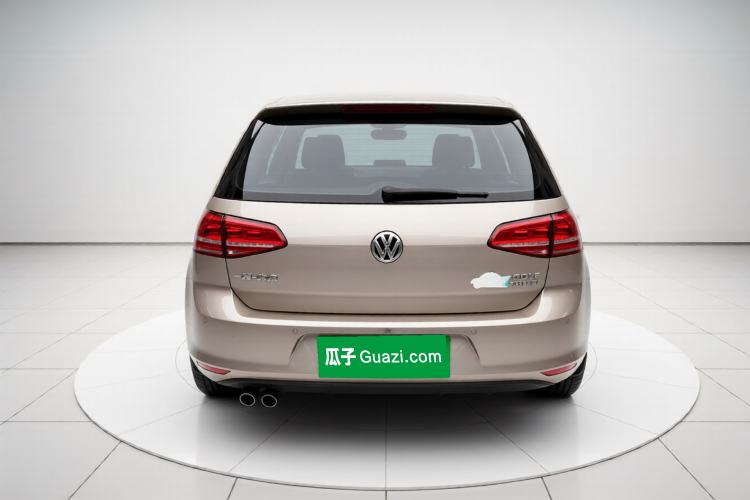 Used Volkswagen Golf 2016 230TSI Automatic Luxury Version Exterior 4