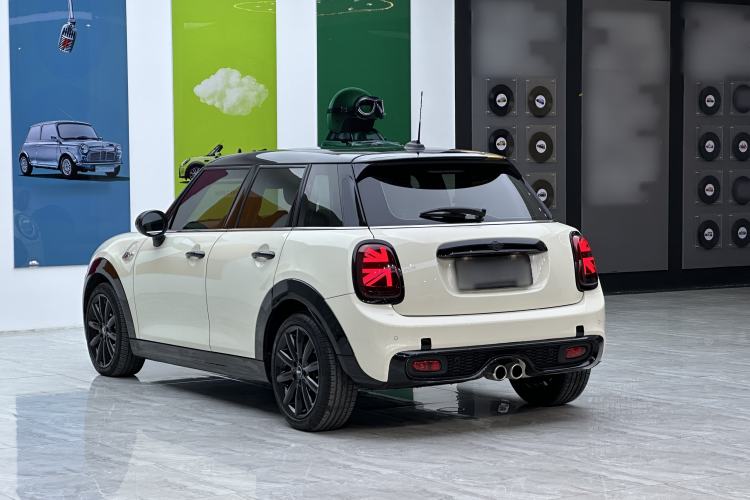 Used MINI 2018 2.0T COOPER S Classic Edition Five-Door Version Exterior 6