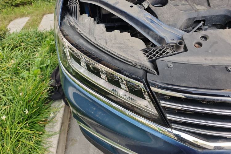 Used Roewe RX5 2019 20T Two-Wheel Drive Automatic 4G Connected Platinum Edition