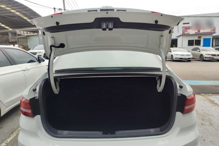 Used Volkswagen Lavida 2023 280TSI DSG Full-Comfort Edition
