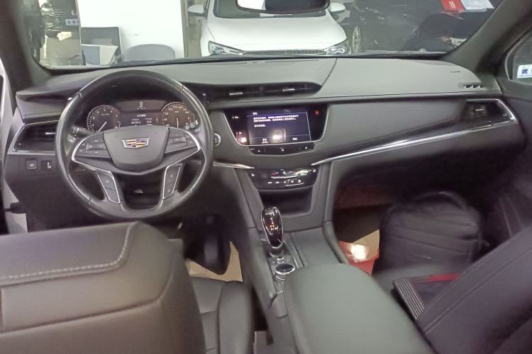 Used Cadillac XT5 2021 28T Luxury Model