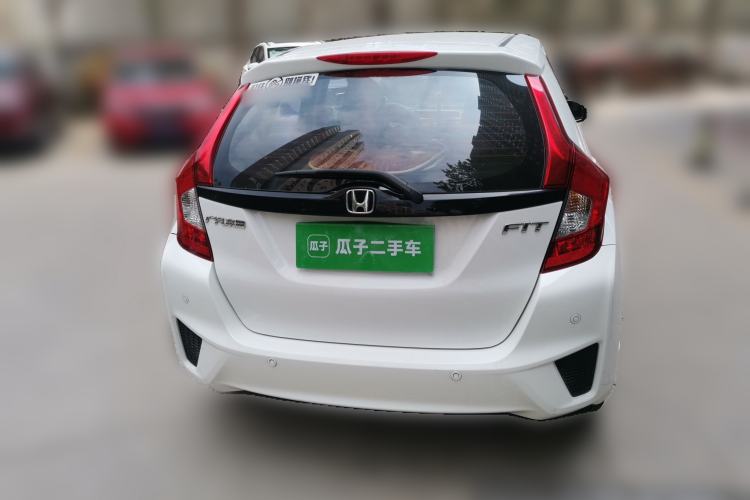 Used Honda Fit 2014 1.5L SE CVT Fashion Model Rear