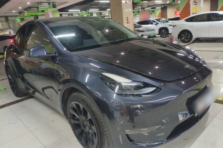 Used Tesla Model Y 2024 Long-Range All-Wheel-Drive Version
