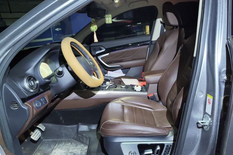 Used Wey VV7 2017 2.0T Flagship Model Left Front Seat