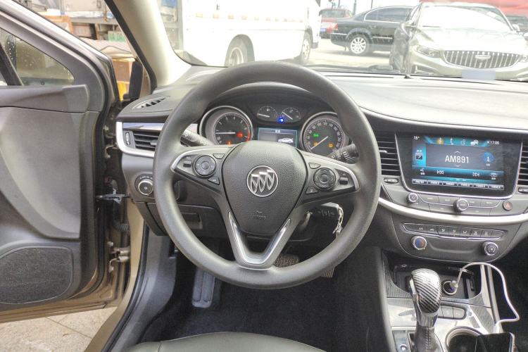 Used Buick Verano 2017 Sedan 20T Dual-Clutch Leading Model Steering Wheel