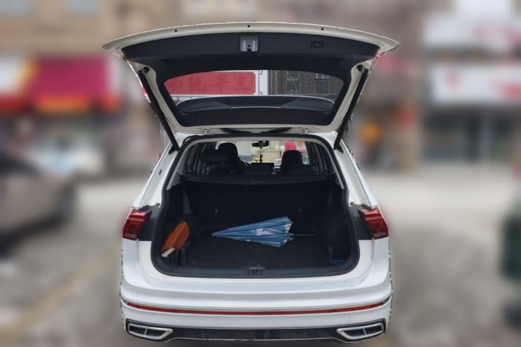 Used Volkswagen Tiguan L 2022 330TSI Automatic Two-Wheel Drive R-Line Enhanced Edition