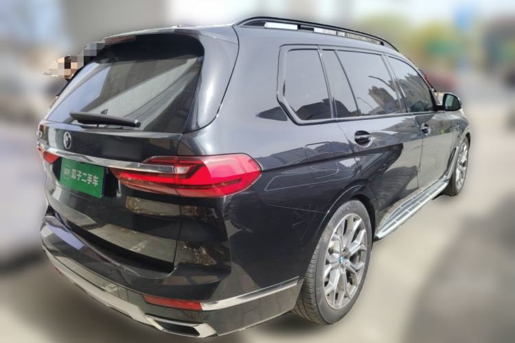 Used BMW X7 