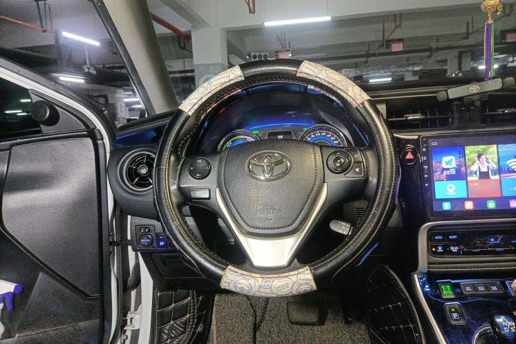 Used Toyota Corolla 2018 Dual-Engine 1.8L E-CVT Smart Edition
