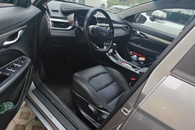 Used Geely Auto Emgrand 2019 Leading Edition 1.5L CVT Luxury Model China VI Standard