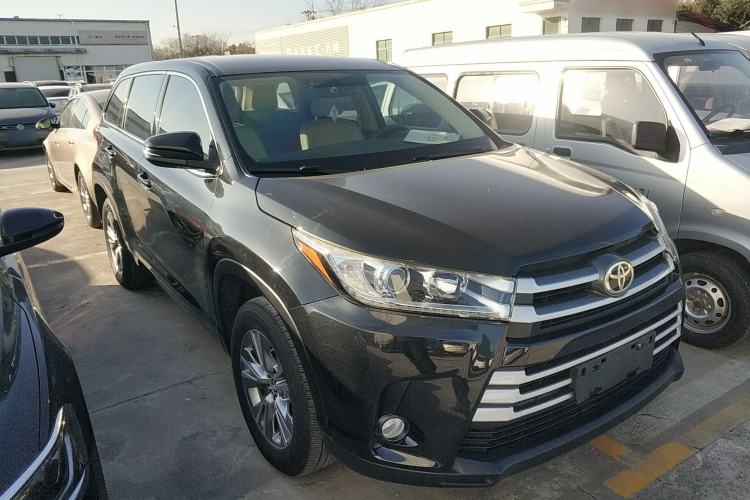 Used Toyota Highlander 2018 2.0T Two-Wheel Drive Elite Edition 5 Seats Emission Standard China V
