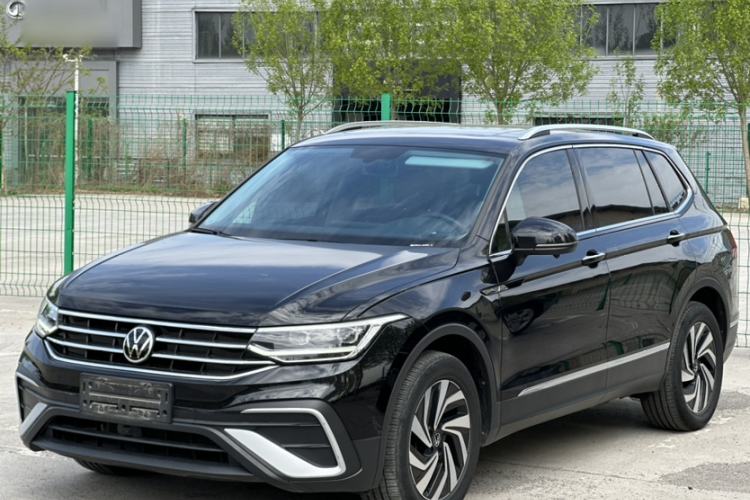 Used Volkswagen Tiguan L 2023 280TSI Automatic Two-Wheel Drive Trendy Innovation Limited Edition
