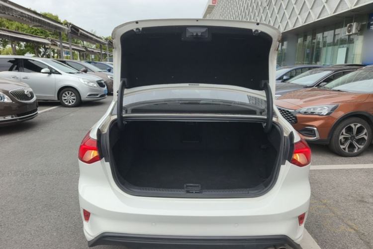 Used Ford Focus 2021 Sedan EcoBoost 180 Automatic ST Line
