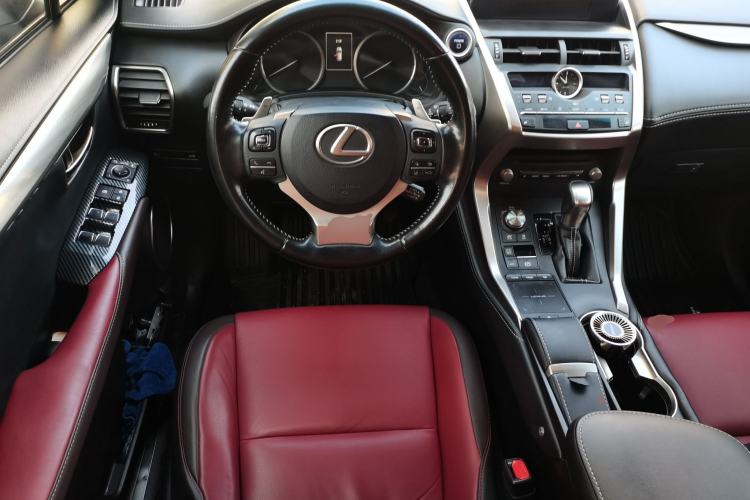 Used Lexus NX 2017 300h Front-Drive FENGSHANG Edition Steering Wheel