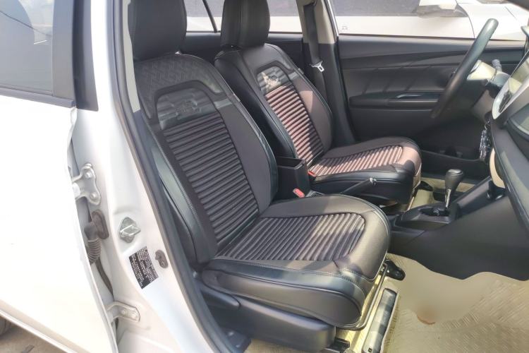 Used Toyota YARiS L Zhi Xuan 2016 Revised 1.5E CVT Charming Edition Right Front Seat