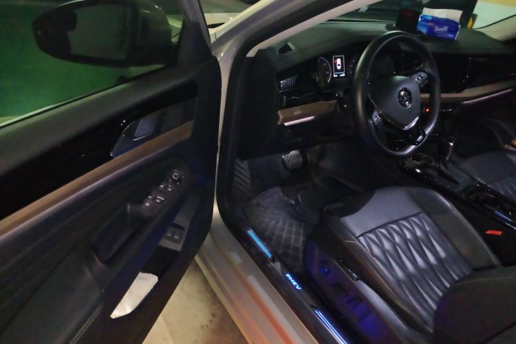 Used Volkswagen Passat New Energy 2020 430 PHEV Hybrid Luxury Edition China VI Standard