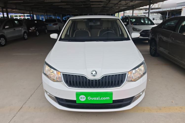 Used Skoda Fabia 2015 1.6L Automatic Chuanxing Edition Front